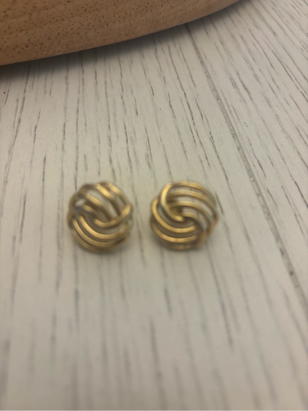 Vintage Monet Gold Tone Knot Clip On Earrings Ribbed Swirl Signed Costume